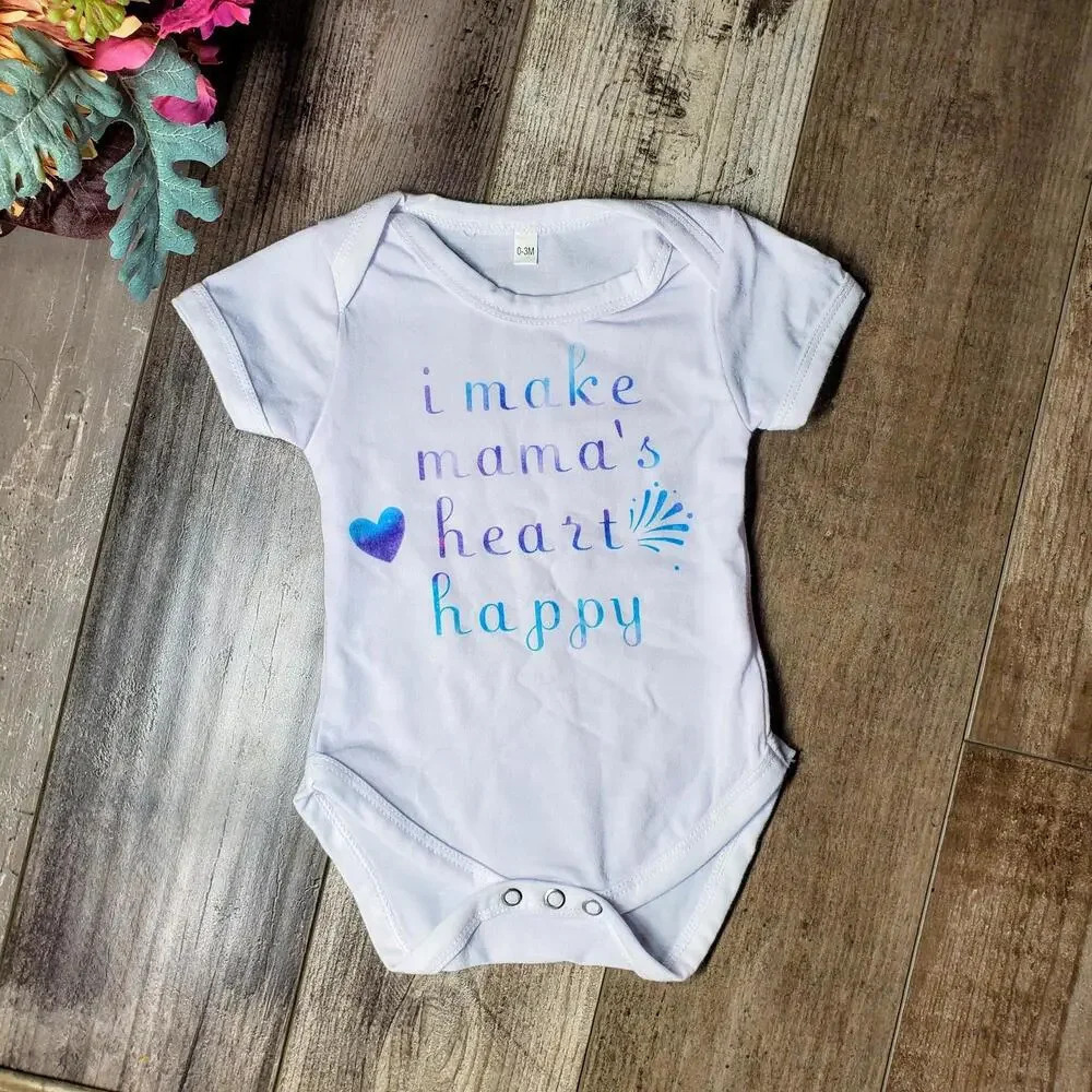 Cricut Baby Girls Bodysuit "i make mama's heart happy" White Blue Purple 0-3M
